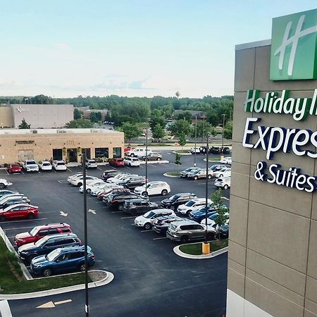 Holiday Inn Express & Suites - Yorkville By Ihg Exterior foto