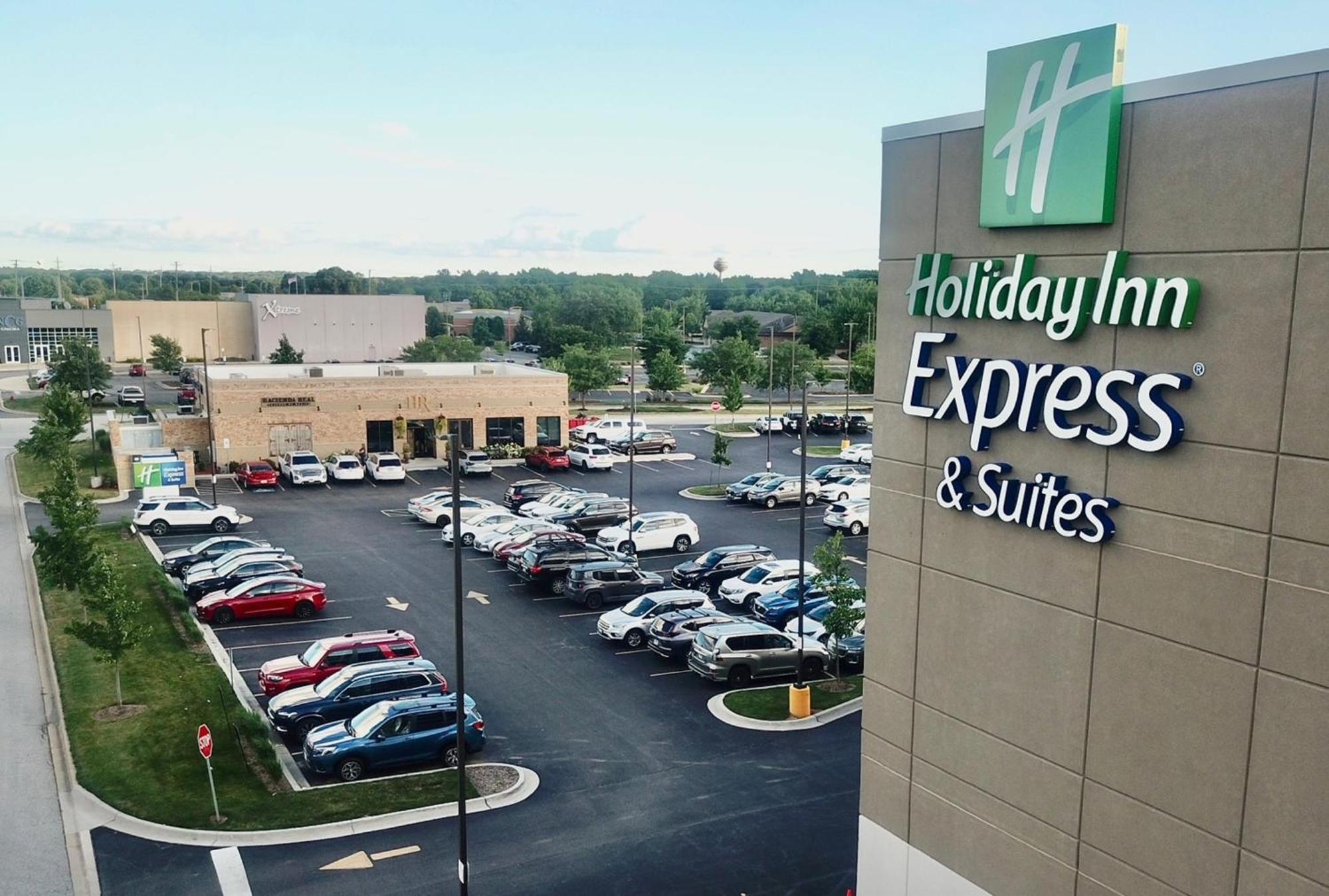 Holiday Inn Express & Suites - Yorkville By Ihg Exterior foto