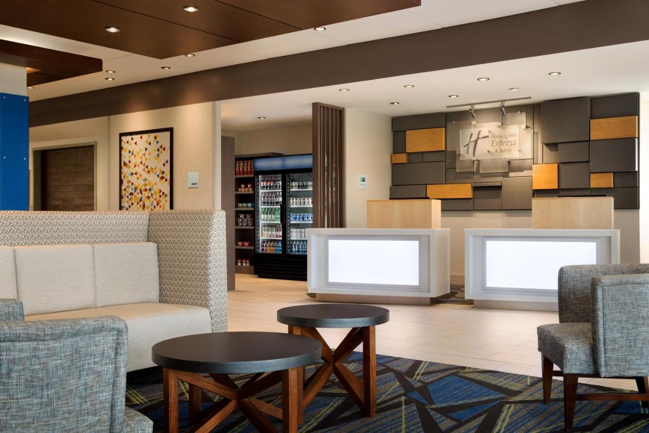 Holiday Inn Express & Suites - Yorkville By Ihg Exterior foto